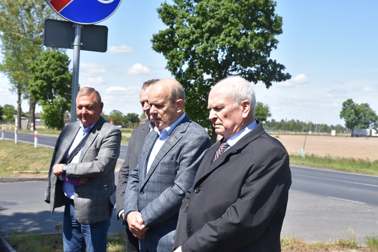 Nowa droga dla rower&oacute;w w powiecie grodziskim