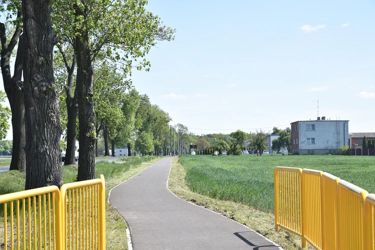 Nowa droga dla rower&oacute;w w powiecie grodziskim