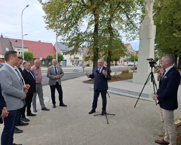 Rozbudowa skrzyżowania nr 190 i 191 z drogą gminną nr 19527P w miejscowości Szamocin