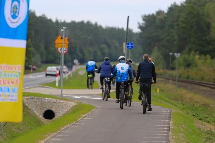 Ścieżka pieszo-rowerowa Sława Wielkopolska &ndash; Skoki