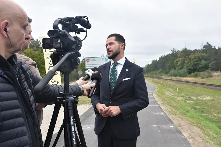 Ścieżka pieszo-rowerowa Sława Wielkopolska &ndash; Skoki