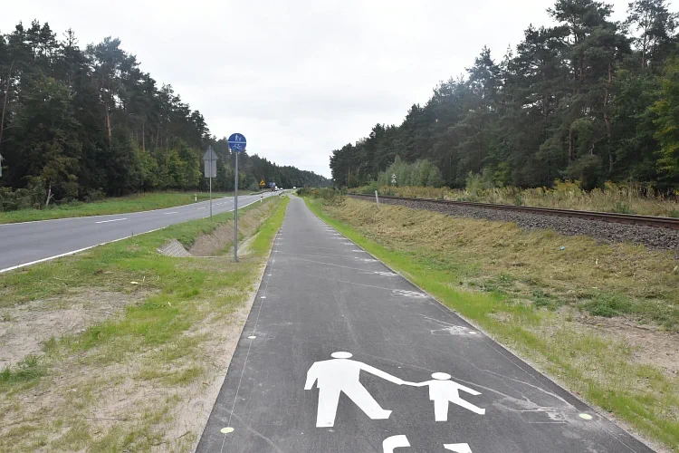 Ścieżka pieszo-rowerowa Sława Wielkopolska &ndash; Skoki