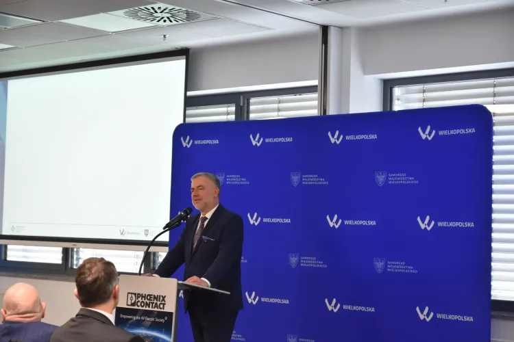 otwarcie nowego odcinka drogi wojew&oacute;dzkiej nr 305