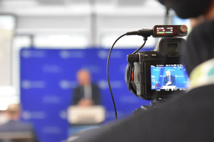 otwarcie nowego odcinka drogi wojew&oacute;dzkiej nr 305