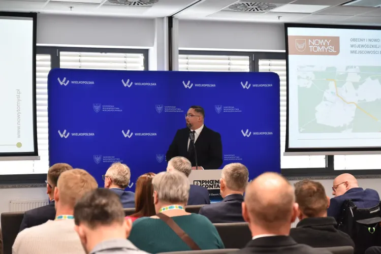 otwarcie nowego odcinka drogi wojew&oacute;dzkiej nr 305