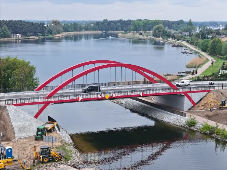 Nowy most nad Kanałem Ślesińskim